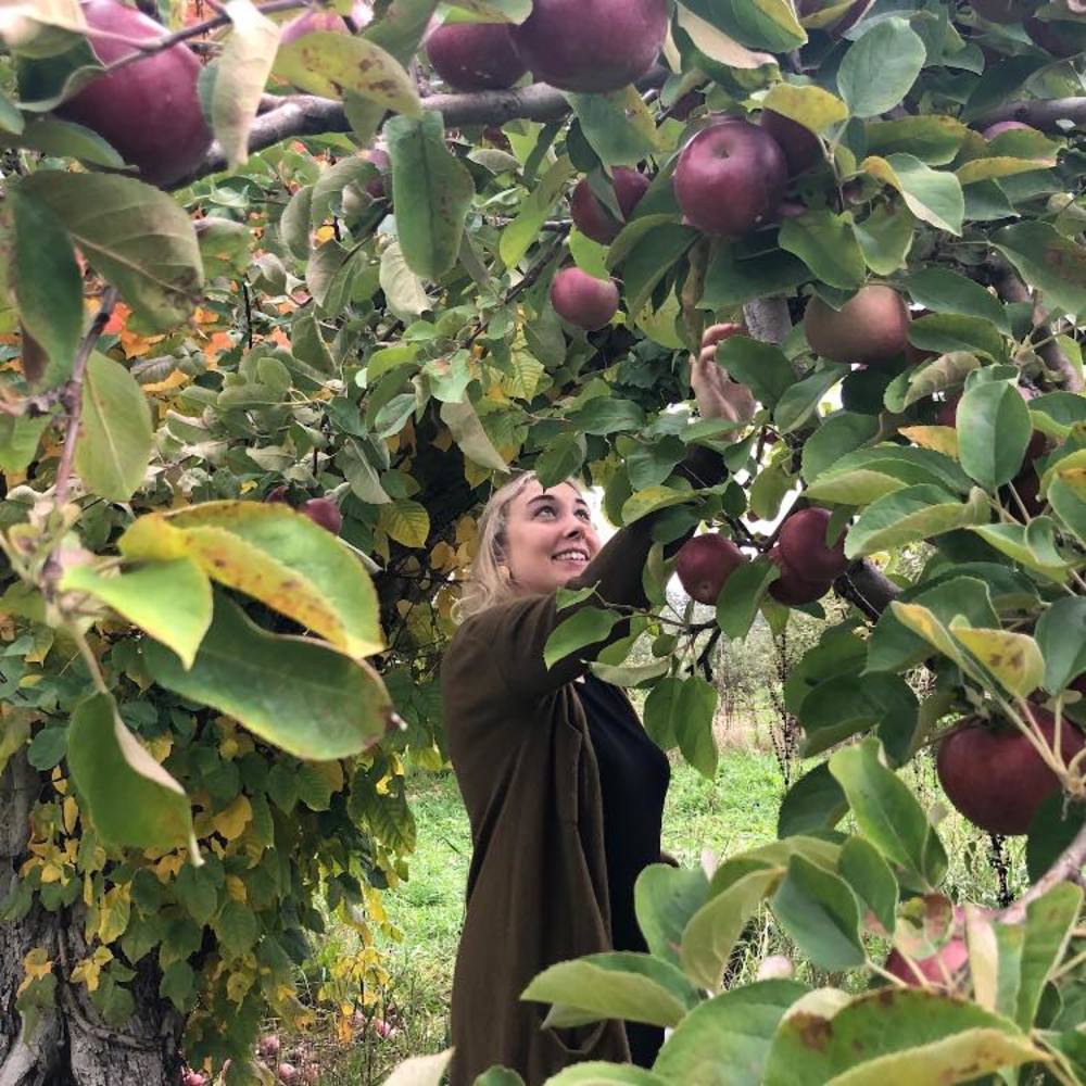 Meet your Posher, Erica